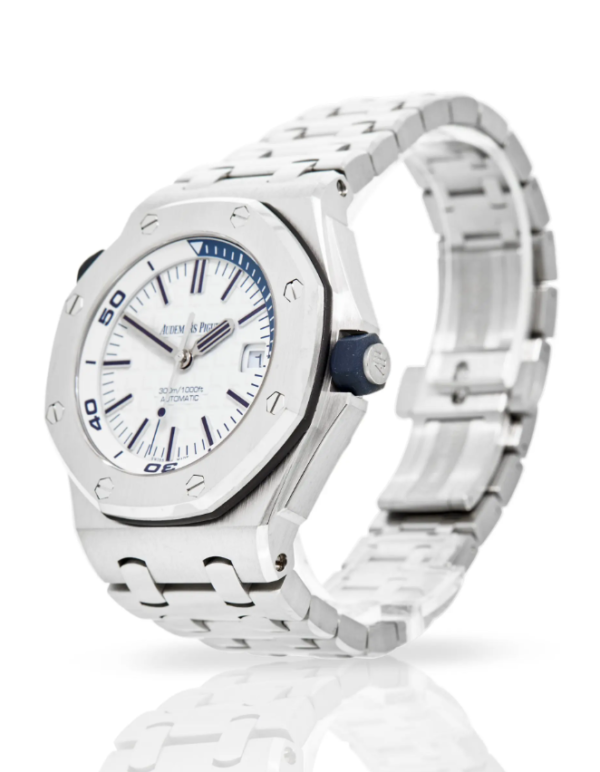 Audemars Piguet Royal Oak Offshore Diver 15710ST.OO.A010CA.01