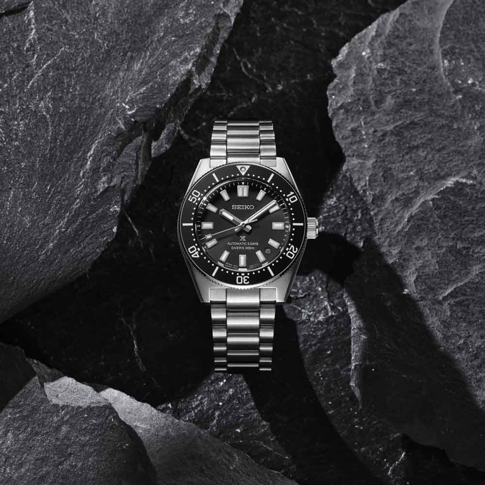 Seiko SPB453 E